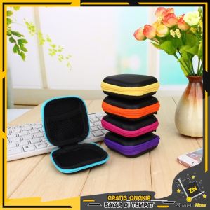 Zaman Now: Tempat Headset/Pouch Earphone 2 Warna Persegi Multifungsi