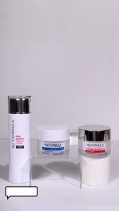 [ Bundle Set 2 Pcs ] Nu Formula Pro White Essence Lotion น้ำตบ บูสผิวหมองให้กระจ่างใส ปรับสีผิว เซรั่ม มอยเจอร์ไรเซอร์ ครีม Ceramide