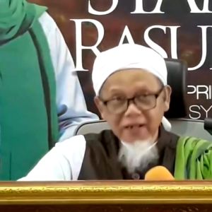 [SINGAPORE SELLER] Syamail Rasulullah S.A.W Cahaya Di Atas Cahaya (Syeikh Ahmad Fahmi)