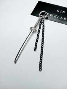 Anting tindik Chain samurai
