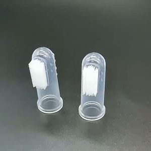 1pc PetSmile Silicone Finger Toothbrush for Dogs and Cats - Gentle Dental Care Easy Clean Teeth Cleaning Tool Recyclable Material No Battery Needed