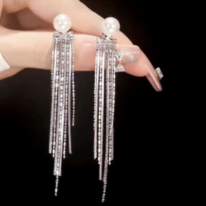 S925 Silver Needle Long Tassel Pearl Earrings Womens Fashionable Original Design Drop Earrings Stud Earrings Jewelry