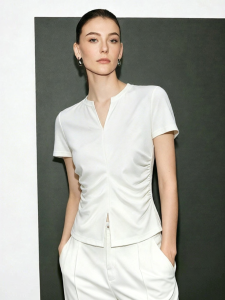 AMII | Leisure Split Neck Flared Short Sleeve T-Shirt