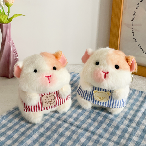 Cute mouse aprons Dutch pig pendants plush toys car keychains hamster figurines dolls couple bags pendants and gifts