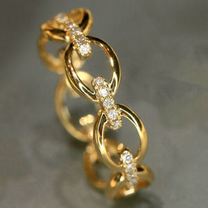 Huitan Chain Linked Women Ring Wedding Engagement Gold Color Accessories Inlaid Bright CZ Fashion Party Versatile Luxury Jewelry
