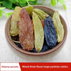 Mixed Three Colors Large Grapes Nuts Special Product from Xinjiang Super Large Size Fragrant Queen King Grapes Dried Fruits