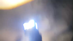 Đèn led bi cầu T92 pro pha tâm vàng chân H4 lắp zin ô tô xe máy ( tằng kèm 1 đèn hậu audi )