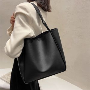 Simple Women Bucket Shoulder Bags New Solid Color Handbags Retro Large Capacity Tote Bags Large Capacity Pu Leather Bags 2025