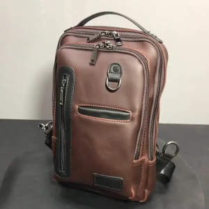 Original design niche mens leather chest bag Joker vegetable tanned cowhide simple commuter messenger bag mens casual backpack