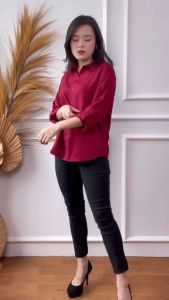 {\n    \"article\": \" Mihar Store - Kemeja Wanita Lengan Panjang Polos Bahan Crepe Basic Kerja Casual Formal