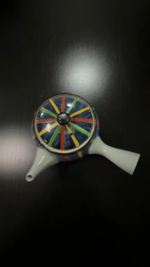 Ấm gốm Minoyaki họa tiết đường kẻ màu đỏ vàng và xanh lá cây