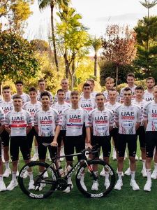 Áo Thun Đua Xe Đạp Đường Trường Nhanh Khô Tay Ngắn Mới 2025 Của Đội Đua UAE Polgarza Áo Thun Chuyên Nghiệp Mùa Hè Cho Mọi Đối Tượng