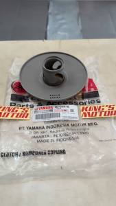 SECONDARY SLIDING SHEAVE COMP PULLY PULI PULLI PULY BELAKANG CEWE CW FAZZIO FAZIO GRAND FILANO VILANO BEJ E7670 ASLI ORI ORIGINAL YAMAHA YGP