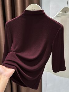 Loowmane | Red Viscose Tencel Five-Sleeve Knit Top
