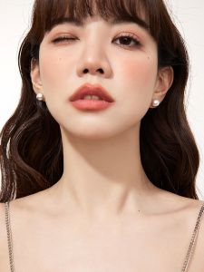 Aviho Boundless Planet Niche Design Matte Ball Stud Earrings Fashionable Cold Wind Simple Ins Style Earrings