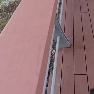 High Brightness LED Sensor Solar Light Red and Blue Warning Light Outdoor Waterproof Courtyard Clip on Portable Safety Lighting