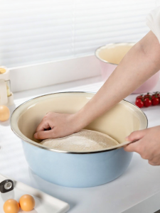 Non-Stick Mixing Enamel Basin
