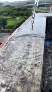 💥Waterproof for 50 years💥Super Waterproof Glue Sealant 300g Repair roof wall cracks leaks suitable for all kinds of walls roof sealant anti leak waterproof paint clear silicone sealant roof transparent water proof glue waterproofing for concrete