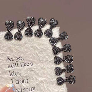 Delicate Full Crystal Bow Hair Clip