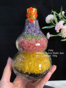 五彩水晶五行葫芦 Five-Color Crystal Wu Xing Gourd ✨ 汇聚五行能量，平衡磁场，带来好运与健康。 Balances the Five Elements’ energy bringing good luck and well-being.