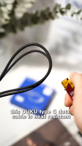 OUKU สายชาร์จเร็ว พร้อมกระเป๋า PVC จัดเก็บง่าย สำหรับ Type-C to Type-C/iOS ยาว 1 เมตร สายไนลอนถัก ไม่พันกัน X32