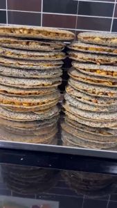 kẹo cu đơ làm thủ công loại đặc biệt nhiều lạc dẻo ngon hương vị rất đặc biệt nguyên liệu chọn lọc