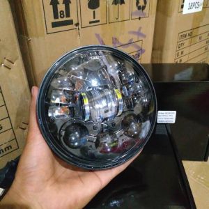 Daymaker 16 LED 5.7 Inc 12 Volt Lampu Daymaker 16 LED Ukuran 5.7 Inc 12 Volt Lampu Depan Daymaker 16 LED Size 5.7 Inc Merk Dus Hitam Senja Kuning