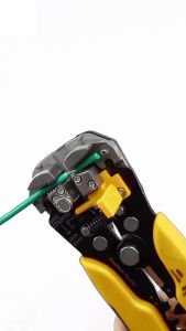 Tang Kupas Potong Kabel Multifungsi Automatic Wire Stripper & Crimper - Tang Kupas - 6526