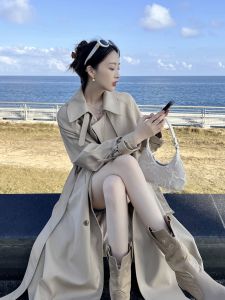 เสื้อแจ็คเก็ตผู้หญิงสไตล์อังกฤษทรงยาวปานกลาง ฤดูใบไม้ร่วงปี 2025 ทรงหลวม สไตล์เกาหลี ผ้าโพลีเอสเตอร์ผสมคอตตอน