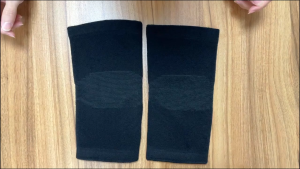 1 Pair Self Heating Wormwood Knee Pads Warm Knee Brace Support for Arthritis Joint Pain Relief and Injury Recovery