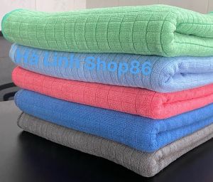Combo 5 Khăn Lau Xe Hơi Xe Máy Lau Bàn Ghế Quán Ăn Quán Cafe Lau Bếp Dệt Từ Chất Liệu Sợi Microfiber Mềm Mịn Khăn Không Ra Màu Không Sổ Sợi Thấm Hút Vượt Trội Kích Thước 40x40cm. Khăn Không Gây Trầy Xước Bề Mặt Được Lau!