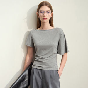 AMII | One-Shoulder Asymmetric Sleeve Slim Fit T-shirt