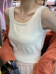 เสื้อกั๊กสายเดี่ยวผ้าไหมน้ำแข็งถักสำหรับผู้หญิงในช่วงฤดูร้อน เสื้อแขนกุดทรงเข้ารูปสั้น ดีไซน์เก๋ไก๋ สวมใส่ได้ทั้งในและกลางแจ้ง