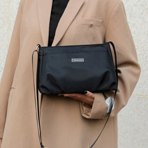 กระเป๋าผ้าใบ Oxford สำหรับผู้หญิง กระเป๋าสะพายไหล่ข้างเดียวขนาดเล็ก กระเป๋าใส่ของใช้ประจำวันสำหรับคุณแม่ กระเป๋าใส่ของใช้ในครัว