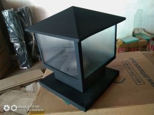Rumah lampu pagar jumbo LPJ lampu hias dan dekorasi taman indoor/outdoor
