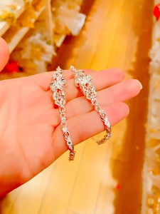 Lắc Tay Hoa Bạc Nữ Hoàng Tình Yêu Nữ Tính Sang Trọng LTHOABUOM15