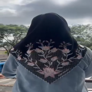 Sm Hijab - Kerudung Segi Empat Exclusive Terbaru Pollycotton Premium Bordir Bunga Tulip Mewah | Free Pouch