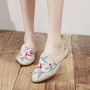 Summer New Embroidered Cloth Slippers with Linen Womens Flat Bottom Soft Soles Chinese Style Retro Embroidered Pointed-toe Cloth Slippers