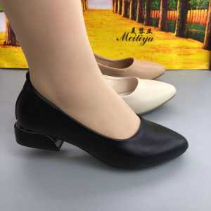 รองเท้าทํางานแบบสวมส้นเตี้ย ผู้หญิง ทันสมัย หลากหลาย หนัง รองเท้าทํางานยางส้นแบนปลายแหลมสวมใส่สบาย