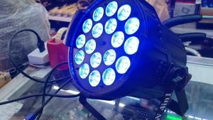 ไฟพาร์ 18LED x10W RGBW รุ่นธรรมดากับรุ่นวัตต์เต็ม ไฟดิสโก้เทค ไฟเทค ไฟเวที ดิสโก้ผับ ไฟงานปาร์ตี้