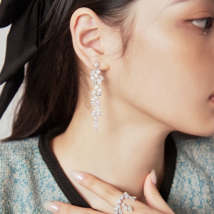 DODO.GOGO | DODOGOGO Tassel Earrings Womens Luxury Fashion Drop Earrings Clip-On Studs Autumn Winter New Popular Jewelry Accessories