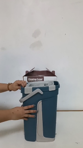 Floor Cleaning Mop Set with 360-Degree Rotatable Head space saving mop