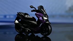 Creative Alloy Pull Back Wheel Motorcycle Keychain Simulation Toy Car Model Keychain Car Key