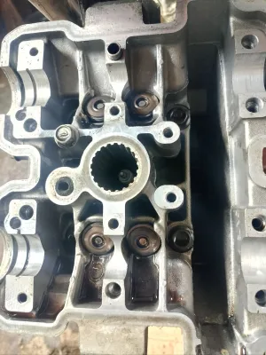 Suzuki raider 150 stock sgp cylinder head makinis good condition