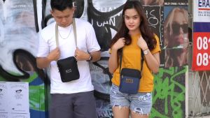 Tas Selempang Berat: Slingbag Bahan Tahan Lama & Multifungsi