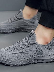 รองเท้าลำลองชายฤดูใบไม้ผลิและฤดูใบไม้ร่วง กันลื่น ทนทานต่อการสึกหรอ รองเท้าเชฟ ตาข่ายระบายอากาศ รองเท้าพื้นใหญ่ 45 46 47 รองเท้าผ้าใบทรงกลม