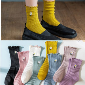 【Free Shipping】Japanese Style Ins Thin Embroidered Daisy Socks for Women Girls Summer Crimping Pile Cotton Socks