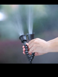 หัวพ่นยา หัวพ่นยาฝักบัว หัวพ่นยากระดูกงู หัวพ่นยาปรับงอได้ 2 หัว 4 รู ปรับงอได้ 180 องศา เกลียวใน 14 มิล(2หุน) อะไหล่หัวพ่นยา