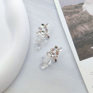 Fashionable Crystal Flower Ear Studs Elegant Miniature Korean Japanese Style Jewelry Alloy Plated Silver Gold Plant Floral