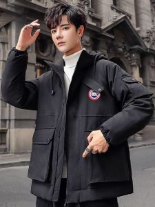 ROMON | เสื้อแจ็คเก็ตขนเป็ดหนา ทรงสั้น พร้อมหมวก สำหรับผู้ชาย ฤดูหนาว 2023 แฟชั่นป้องกันความหนาว ขนเป็ด ขนแกะ สไตล์ยุโรป